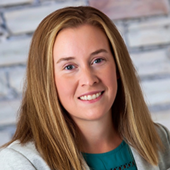 Meet your Posher, Holly - Picture 1 of 1